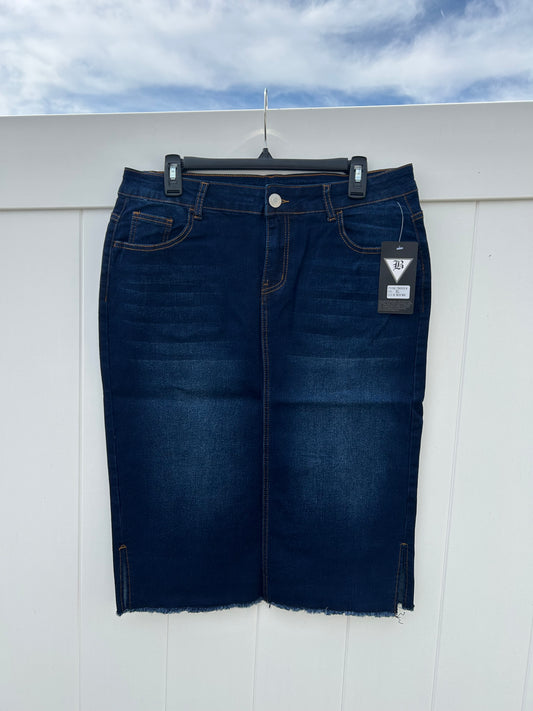 Dark Indigo Wash Denim Skirt | Plus